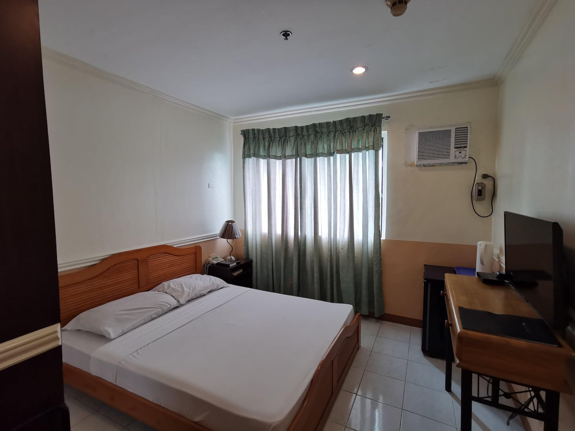 Metro Park Hotel - Cebu City Экстерьер фото
