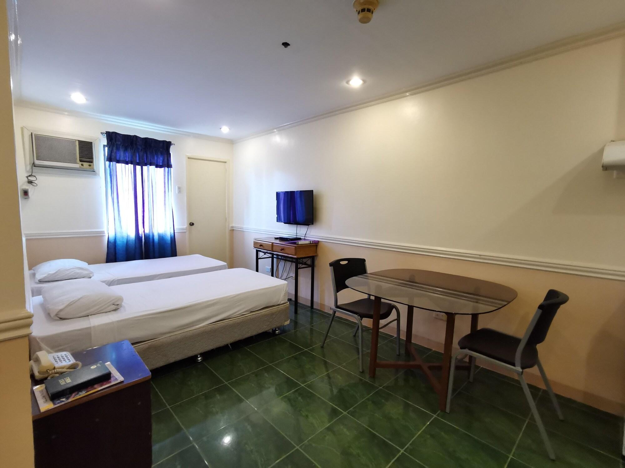 Metro Park Hotel - Cebu City Экстерьер фото