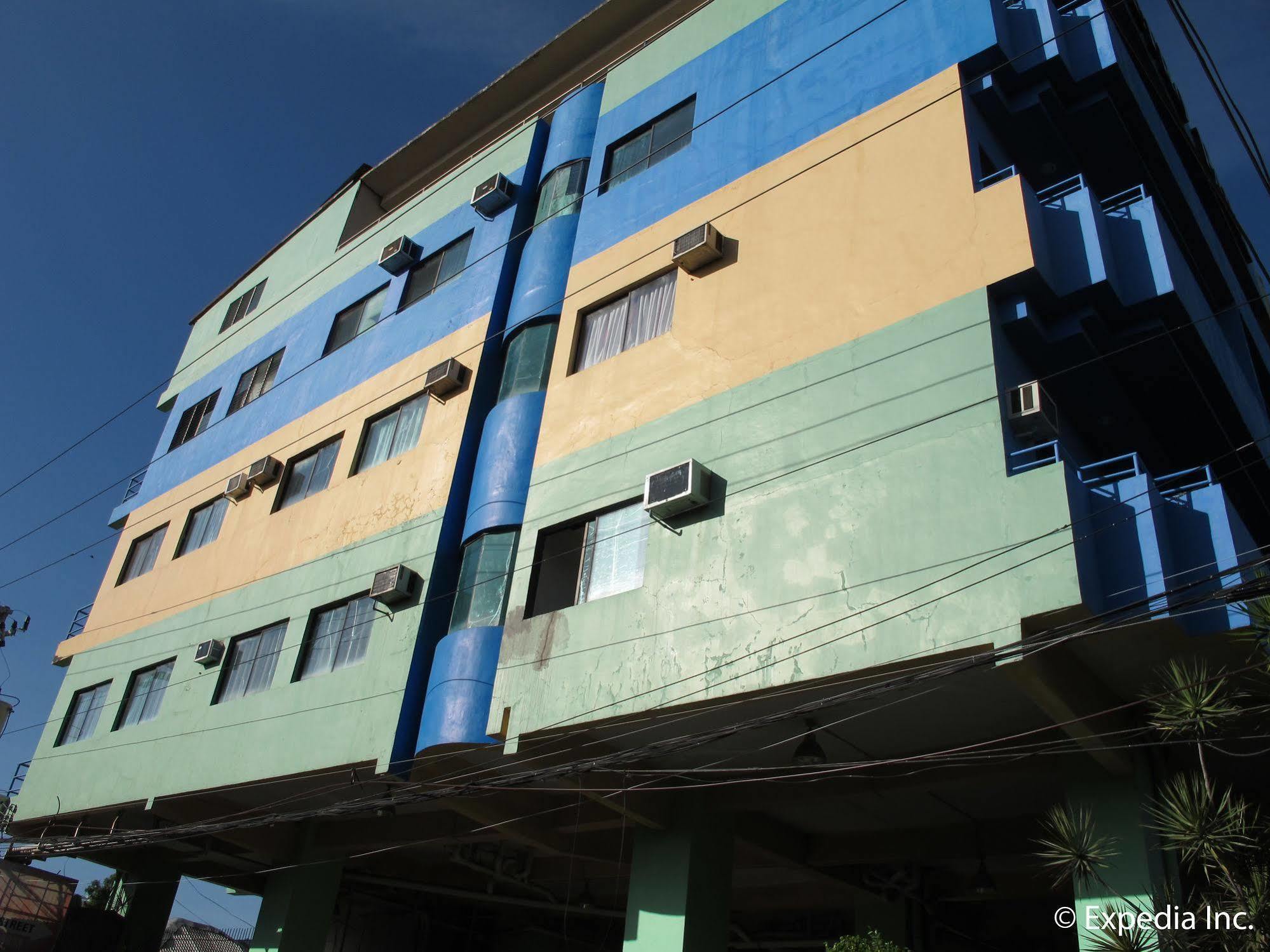Metro Park Hotel - Cebu City Экстерьер фото