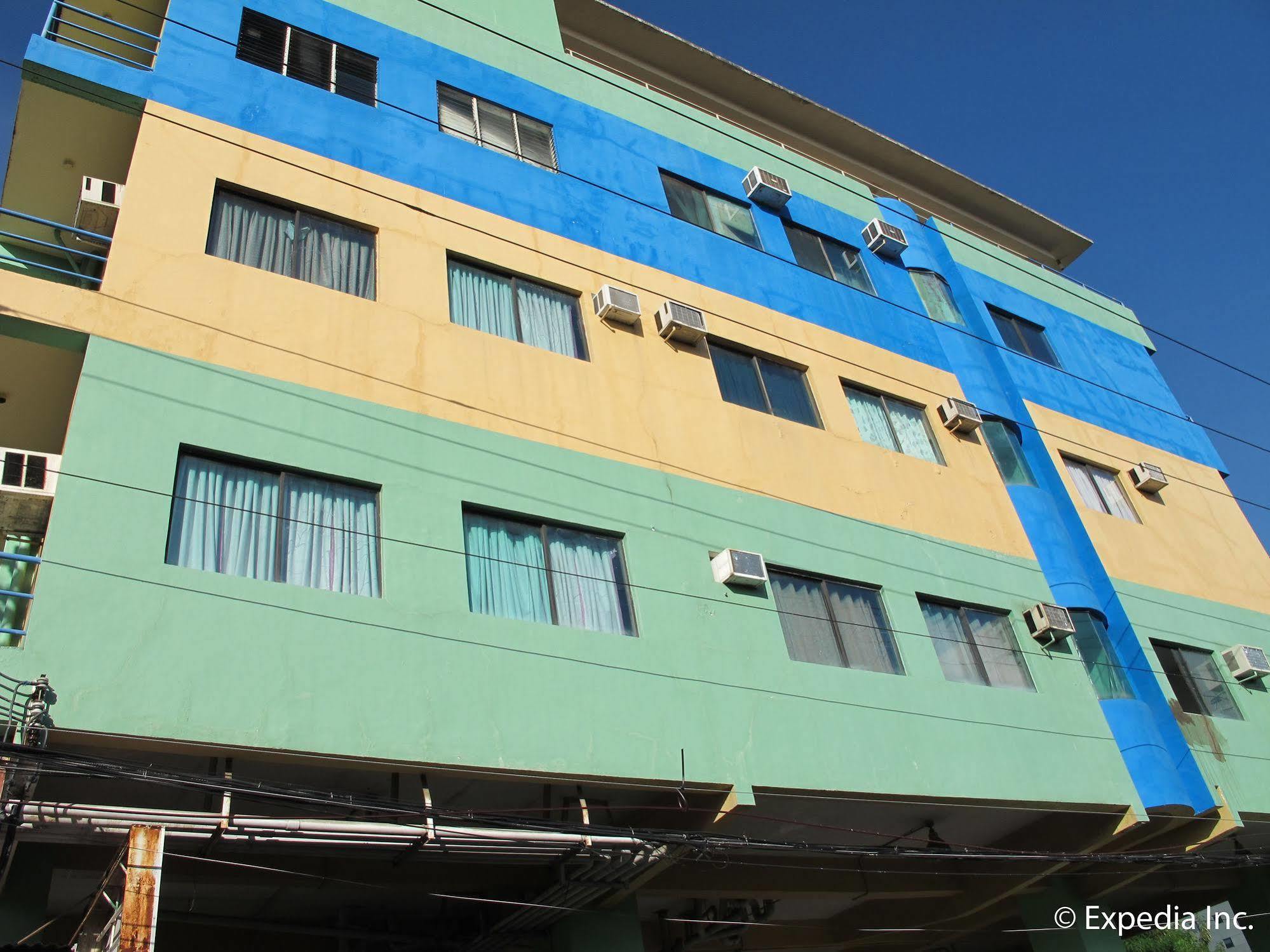 Metro Park Hotel - Cebu City Экстерьер фото