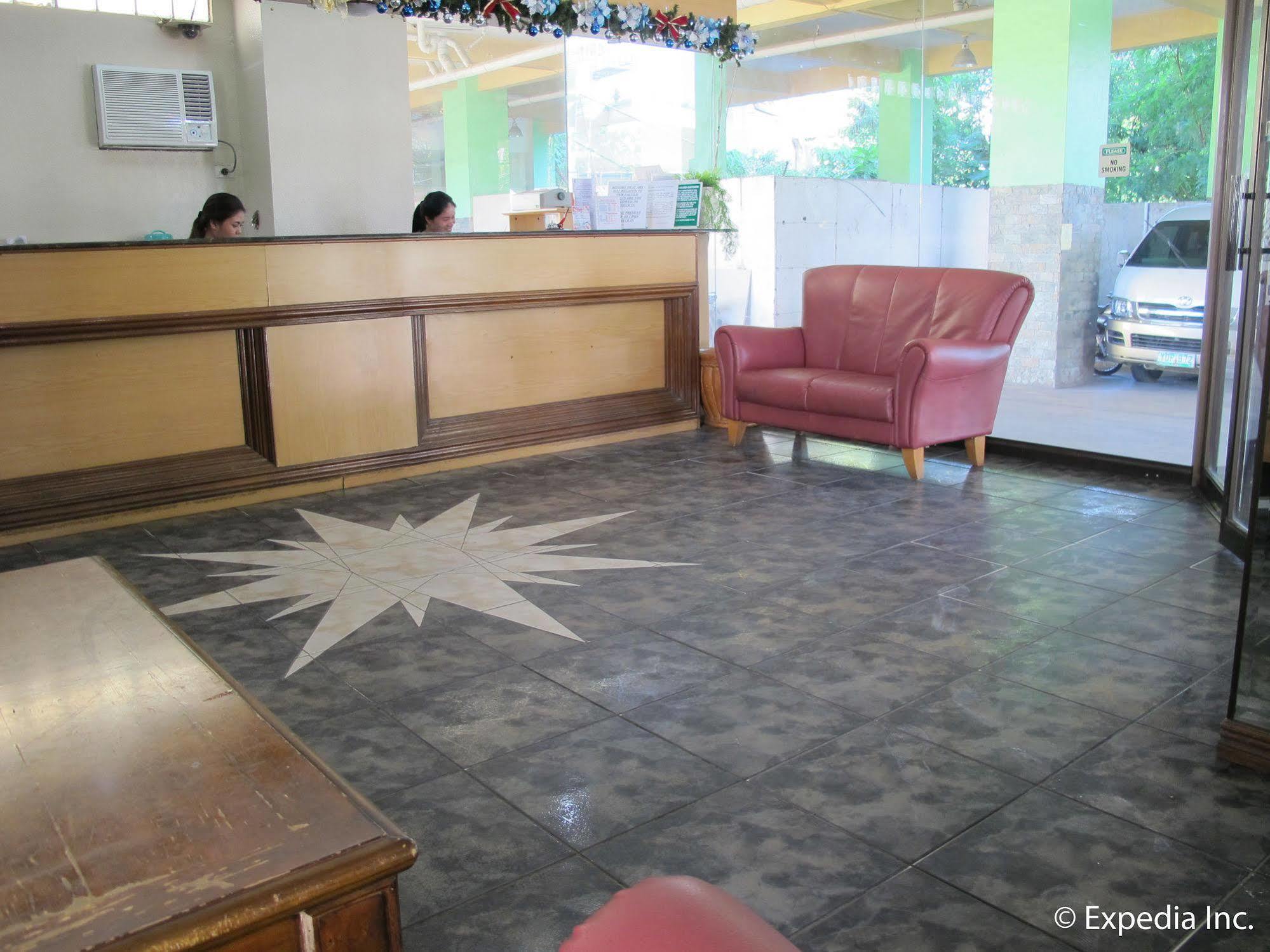 Metro Park Hotel - Cebu City Экстерьер фото